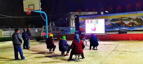 蟠龍梆子志愿服務(wù)隊(duì)下鄉(xiāng)放映公益影片宣傳農(nóng)村防火